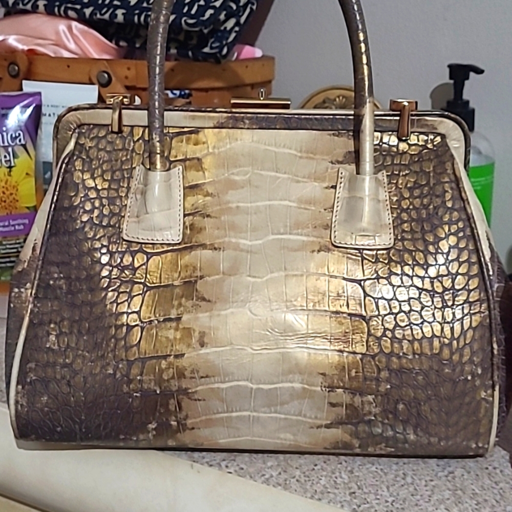 Sondra Roberts  vintage Clutch Purse